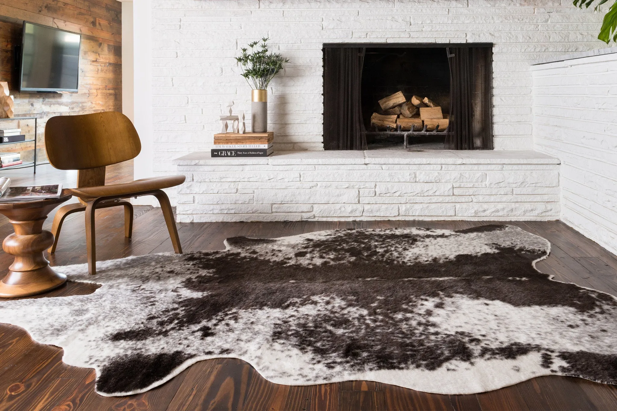 Black & White Cowhide Rug