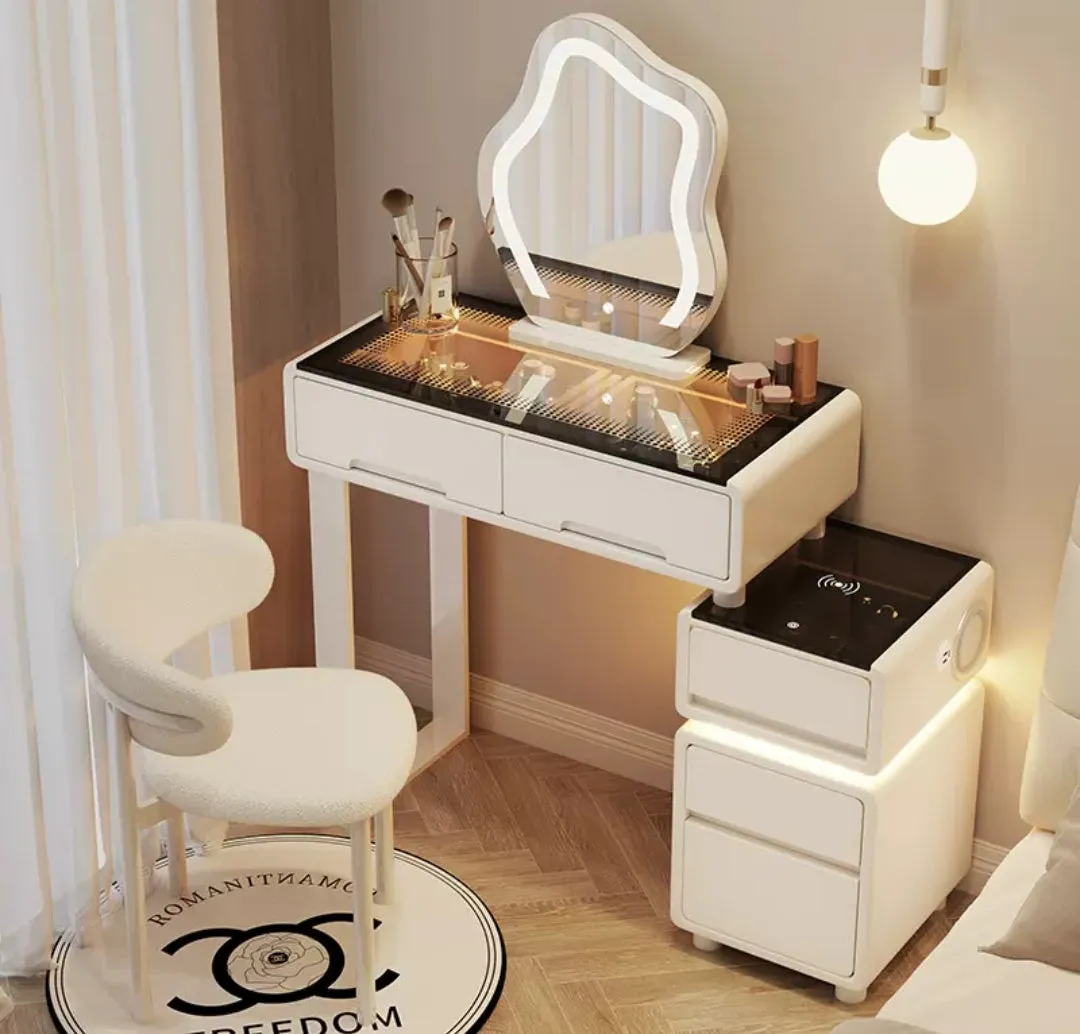 CooL Vanity Dressing Table