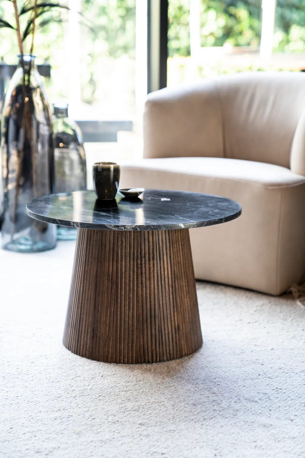 Round Black Marble Side Table | Eleonora Maxim